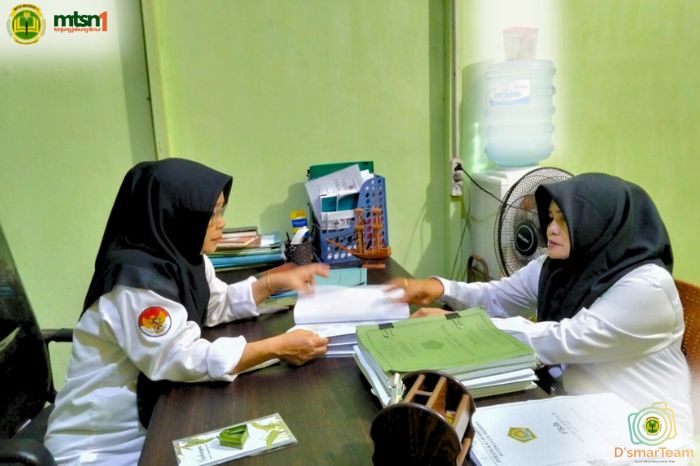 Demi terlaksana pembelajaran efektif dan berdampak, Kepala Madrasah lakukan Supervisi Akademik Perangkat Pembelajaran