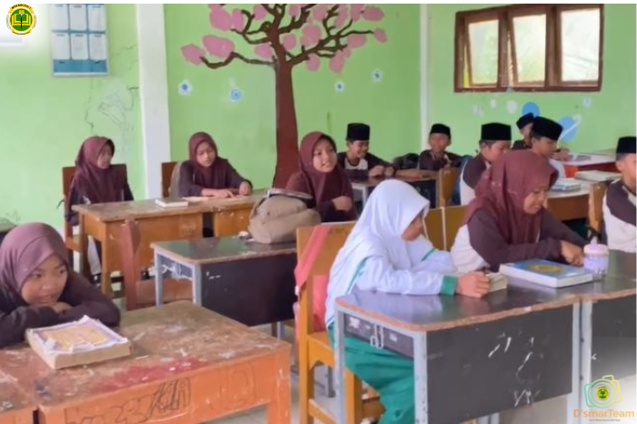 Tanamkan Moderasi Beragama dengan Pembiasaan Membaca Shalawat dan Membaca Al-Qur