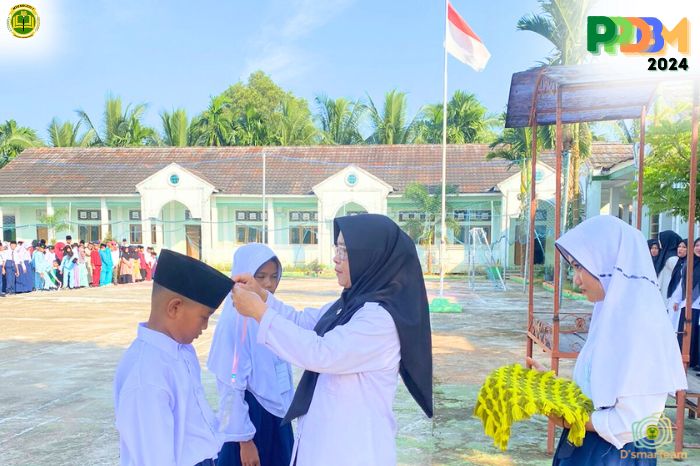 Pengalungan Kartu Peserta tandai Pembukaan MATSAMA 2024/2025