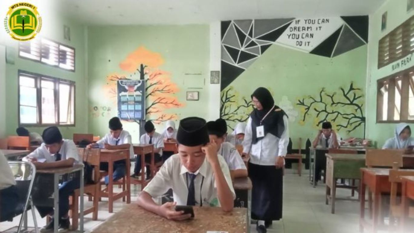 Pelaksanaan Asesmen Madrasah TP. 2024/2025 berbasis CBT dengan mode daring